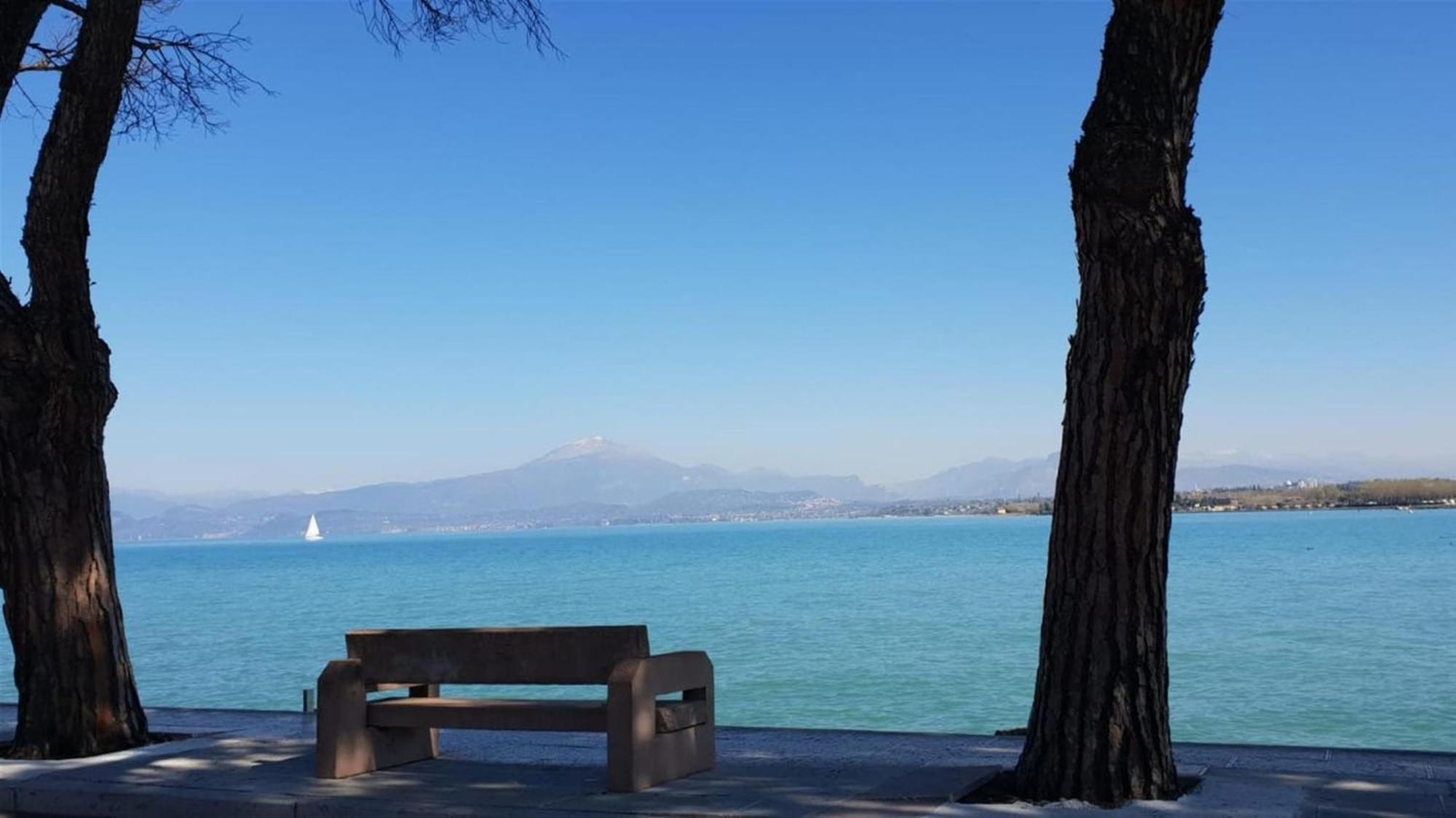Appartamento Peschiera Peschiera del Garda Exterior photo